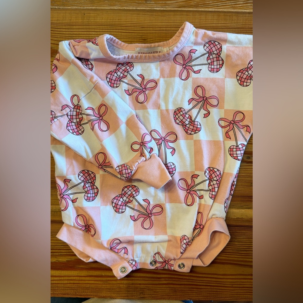 Pink and White Bow Patterned Sweatshirt